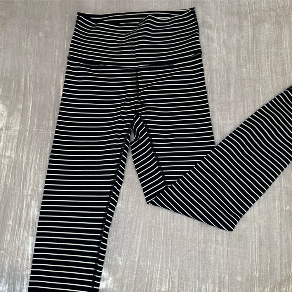 Lululemon Wunder Under Leggings